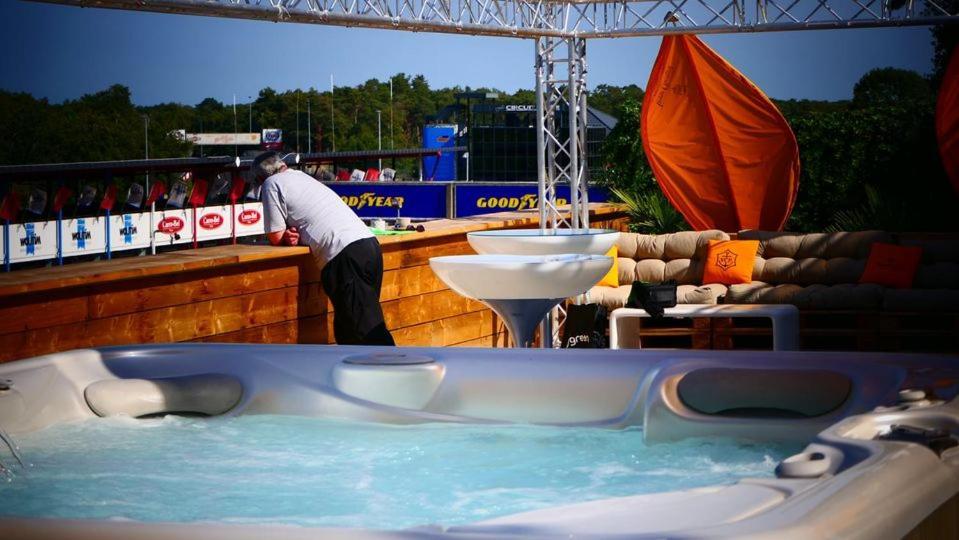 Gt Lounge Villa Heusden-Zolder Екстериор снимка