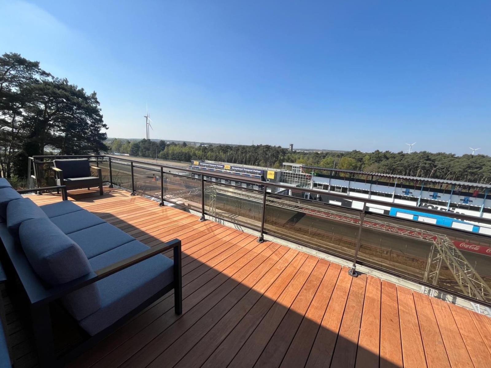 Gt Lounge Villa Heusden-Zolder Екстериор снимка