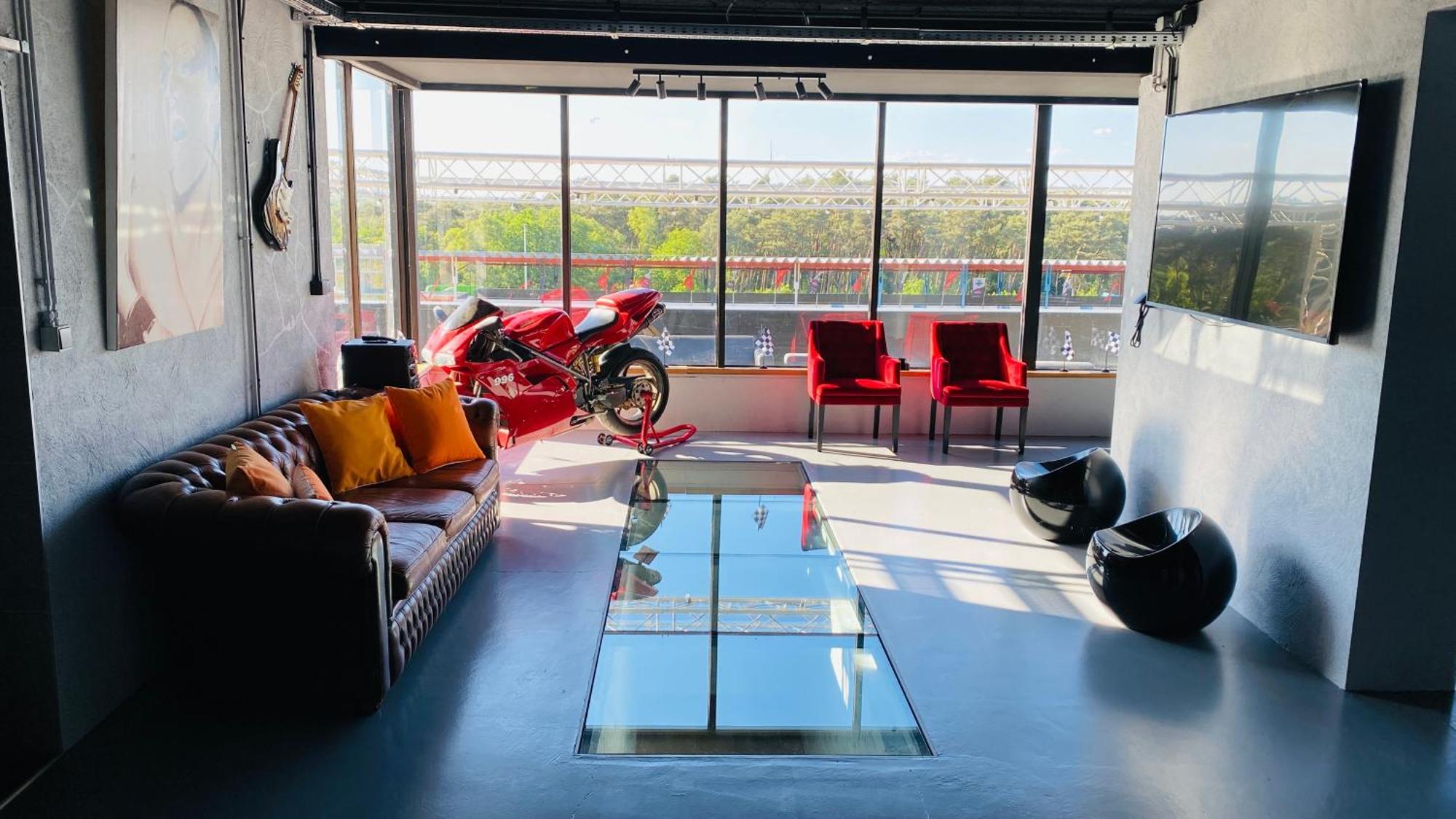 Gt Lounge Villa Heusden-Zolder Екстериор снимка