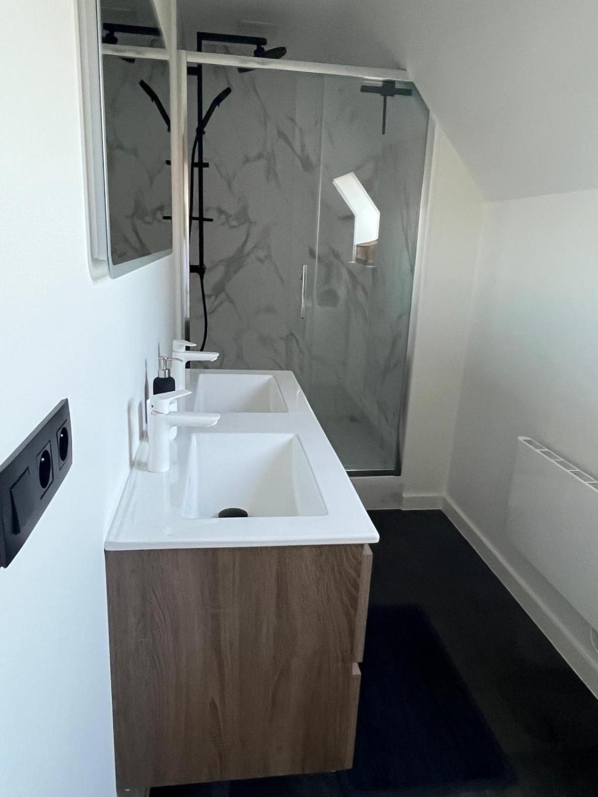 Gt Lounge Villa Heusden-Zolder Екстериор снимка